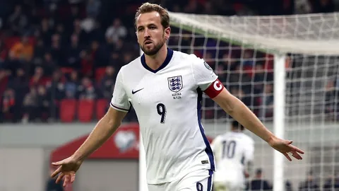 18：30直播：WTT仁川赛决赛巅峰对决，向鹏对决在即！