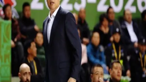 3月29日CBA常规赛：沪疆对决，阿不都沙拉木亮点时刻重温